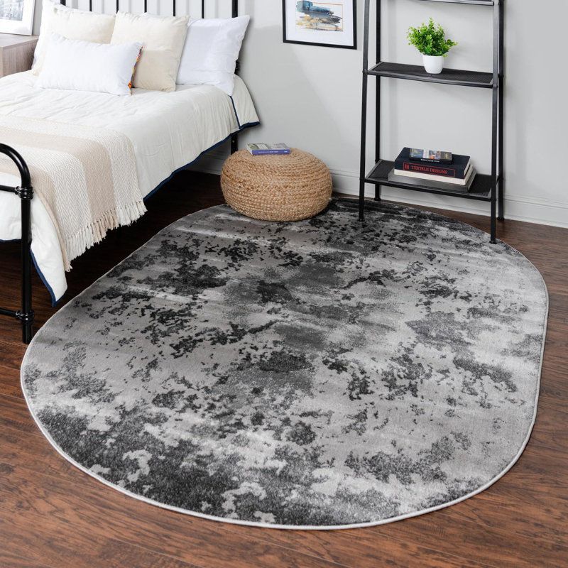 Brantly Geometric Indoor Rug 7\'11\" x 10\' Oval