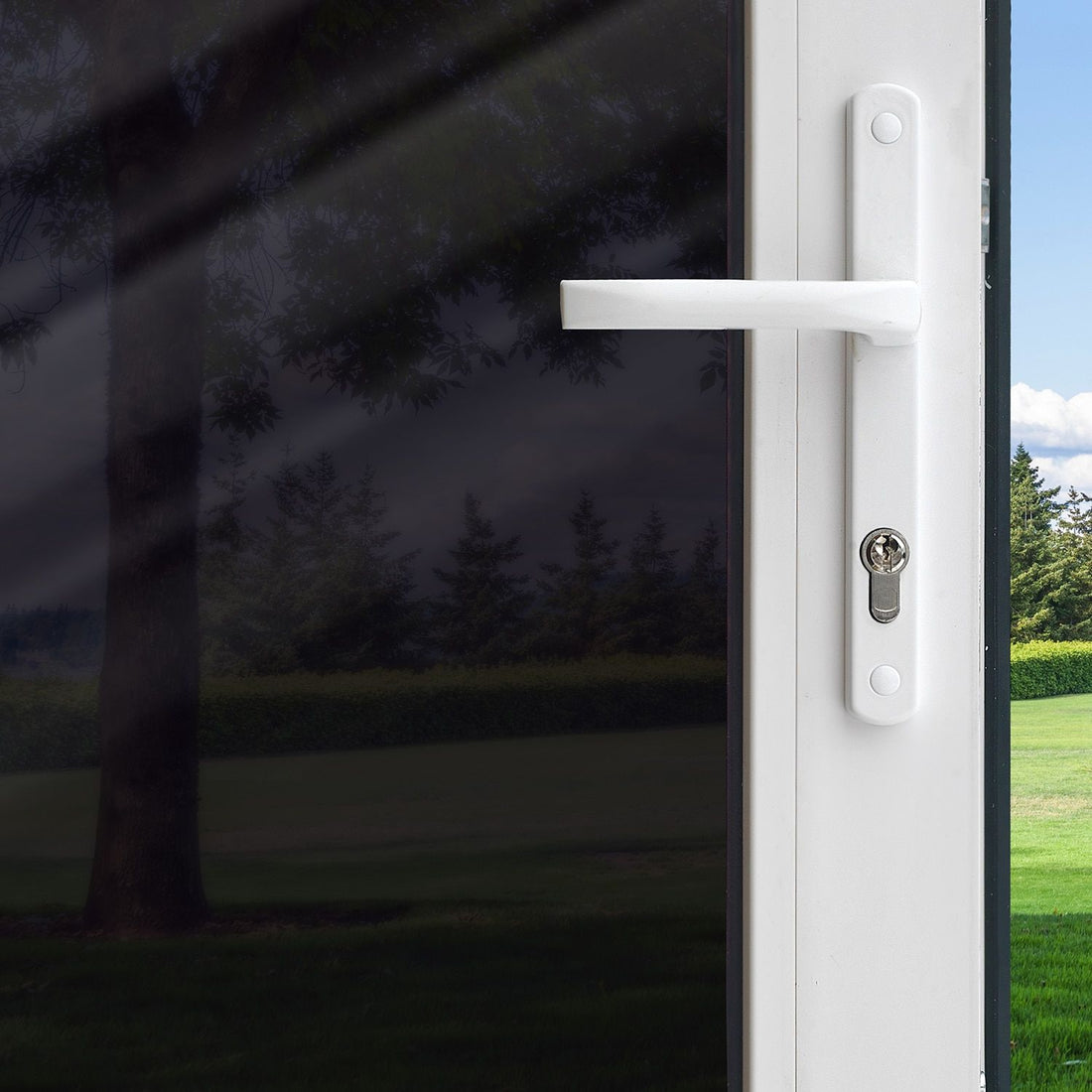 GILA Smoke 36-in x 78-in Static Cling Glare-control Window Film