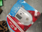 First Alert GCO1 (1039758) Plug-in Combination Explosive Gas and Carbon Monoxide Alarm with Battery Backup