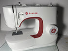SINGER MX231 Lightweight & Portable Sewing Machine with Accessory Kit & Foot Pedal | 97 Stitch Applications, LED Light & 1-step Buttonhole | Great for Crafts & Mending