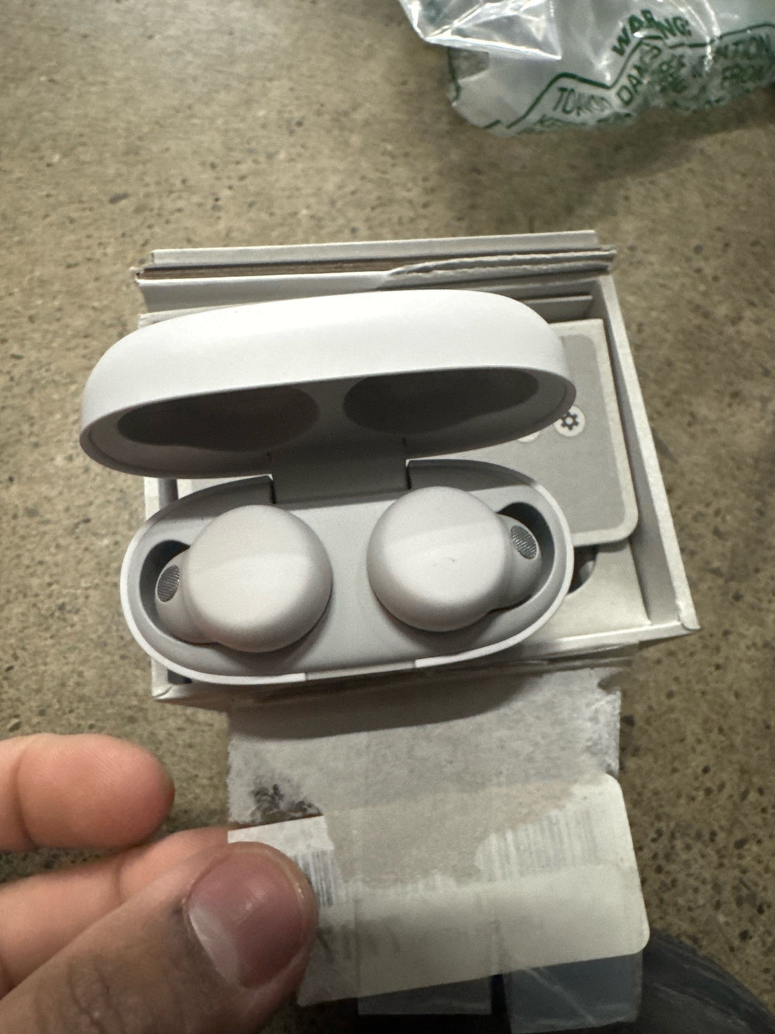 Sony LinkBuds S Truly Wireless Noise Canceling Earbud Headphones with Alexa Built-in, Bluetooth Ear Buds Compatible with iPhone and Android, White