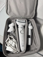 Braun Silk-épil 9 Epilator, Pivoting Head, Wet and Dry, Includes Body Trimmer, Shaver Head and Trimmer Comb, SES9-441